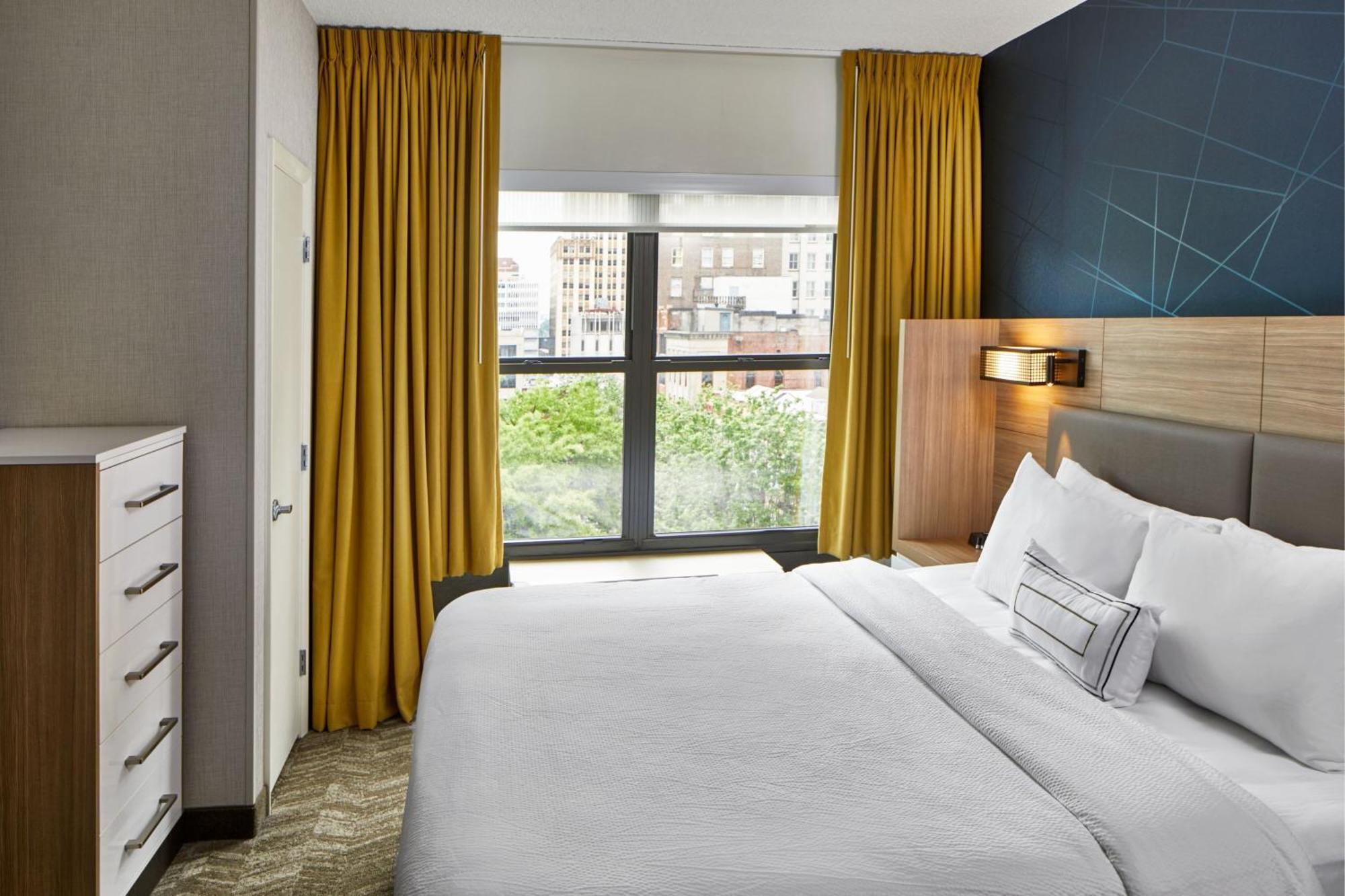 Hotel Springhill Downtown Memphis