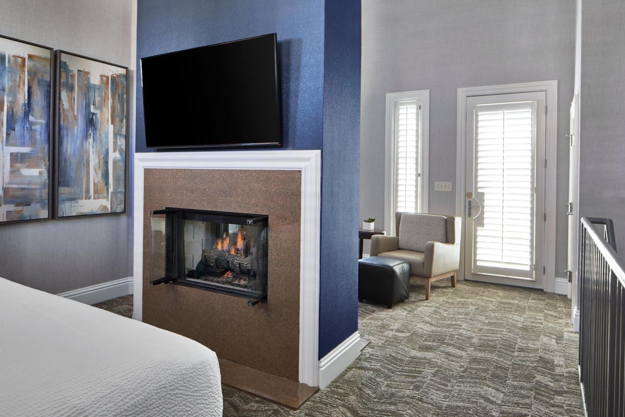 Springhill Downtown Hotel 3*