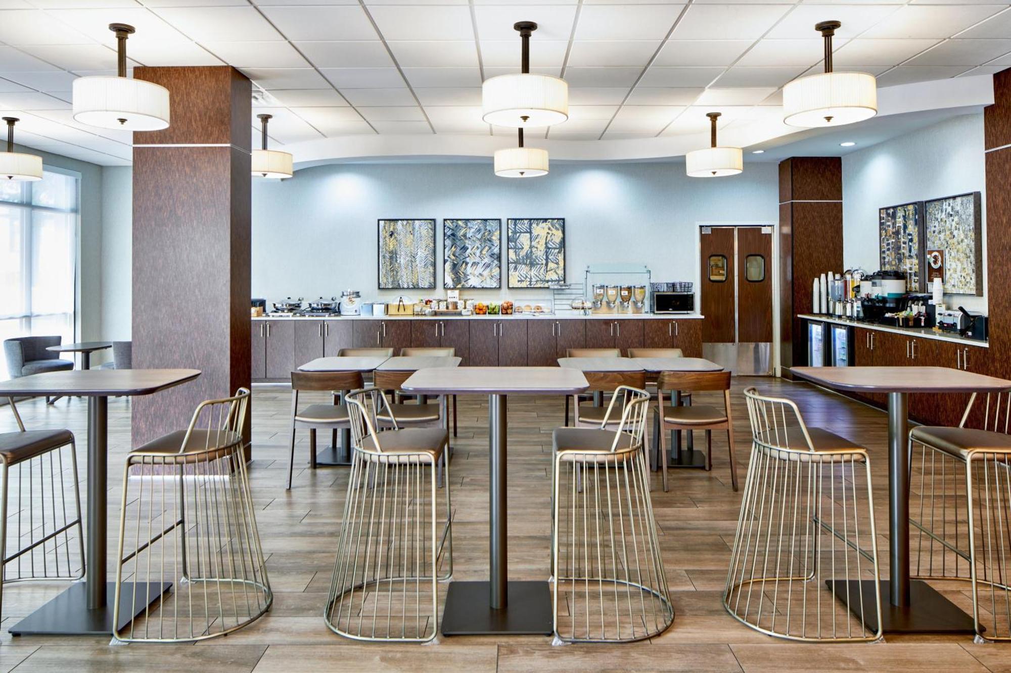 Springhill Downtown 3*