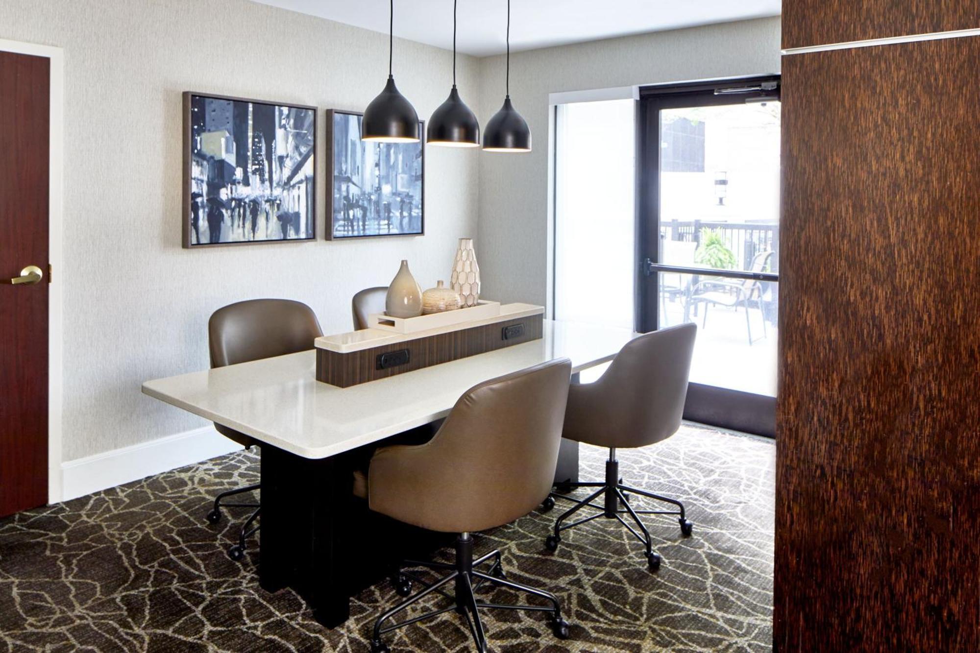 Hotel Springhill Downtown 3*
